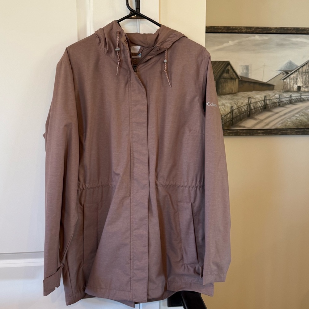 Columbia Women's Jacket in Mauve
